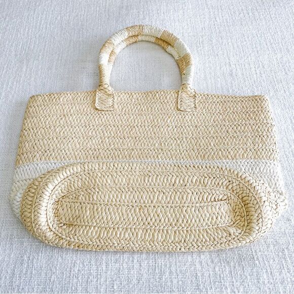 Altru woven straw tote. - Picture 6 of 10